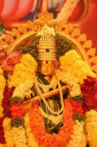 Information about dussehra special goddess Saraswathi devi shodashopachara puja vidhanam   shodashopachara puja